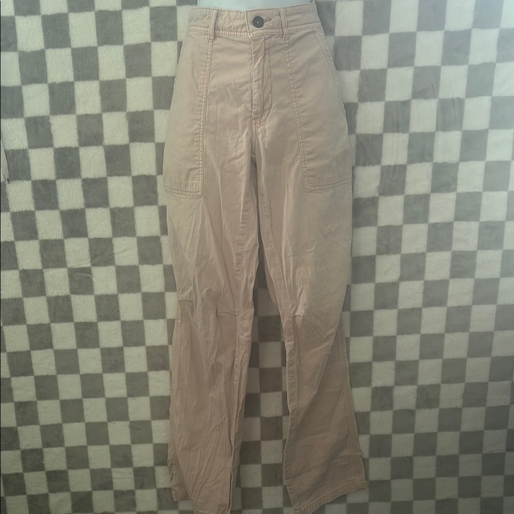 Anthropologie high wasted wide legged Light pink cargo jeans 27 TALL